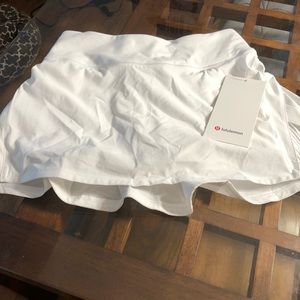 Lululemon skort NWT